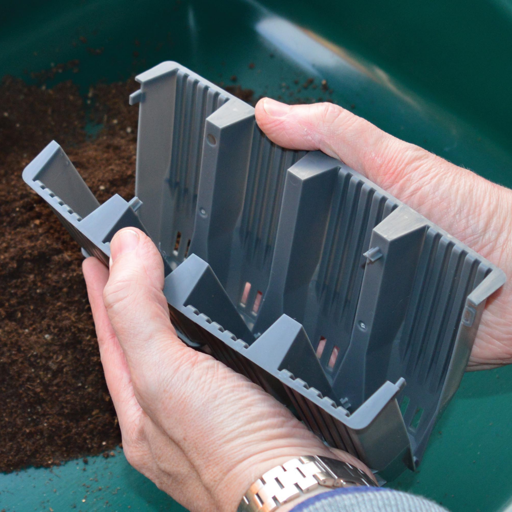 Garland 28 Cell Deep Root Success wholesale garden supplies wholesale landscape supplies uk